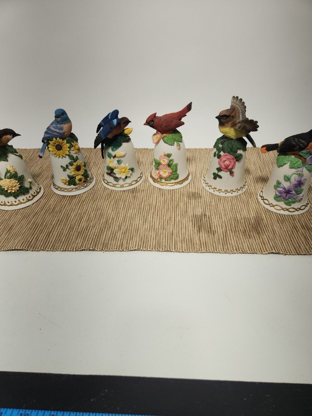 Vintage Heritage House Animated Musical Bird Bells Set of 6 Greensleeves Song